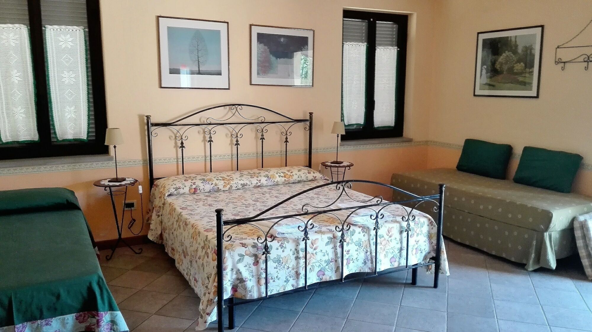 Pathirion B&B รอสซาโน ภายนอก รูปภาพ