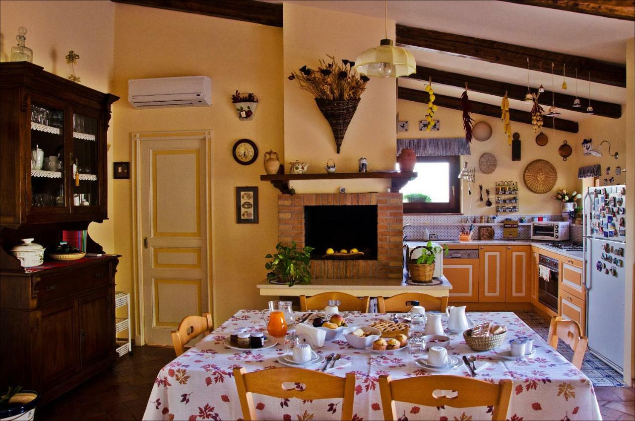 Pathirion B&B รอสซาโน ภายนอก รูปภาพ