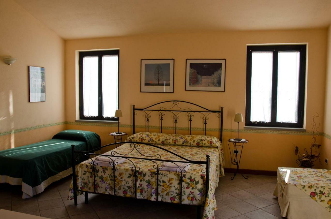 Pathirion B&B รอสซาโน ภายนอก รูปภาพ